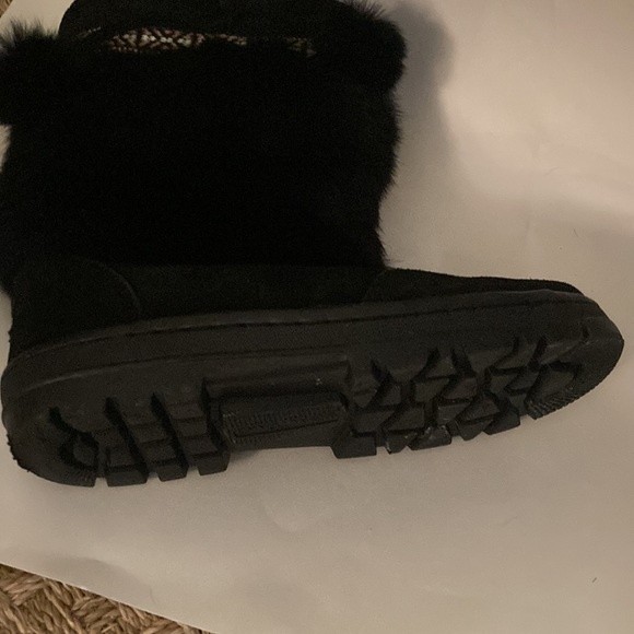 Minnetonka faux fur boots size 7 - Picture 12 of 12